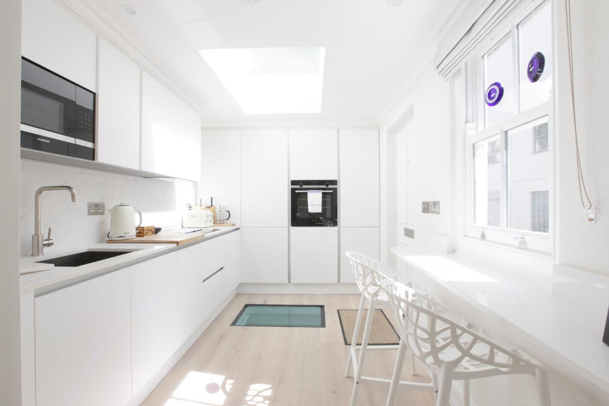 Newly Refurbished 1 Bedroom In Vibrant Notting Hill Appartamento *