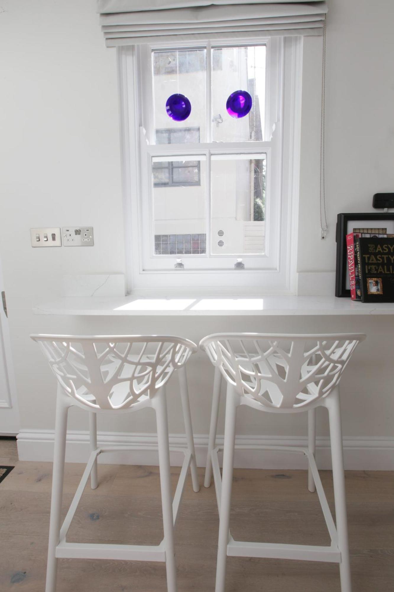 Newly Refurbished 1 Bedroom In Vibrant Notting Hill Appartamento *