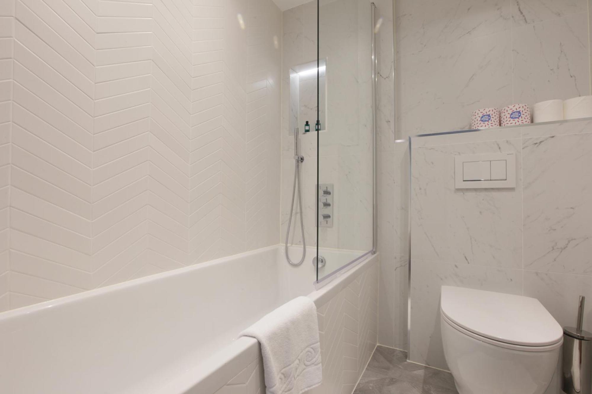 Newly Refurbished 1 Bedroom In Vibrant Notting Hill Londra