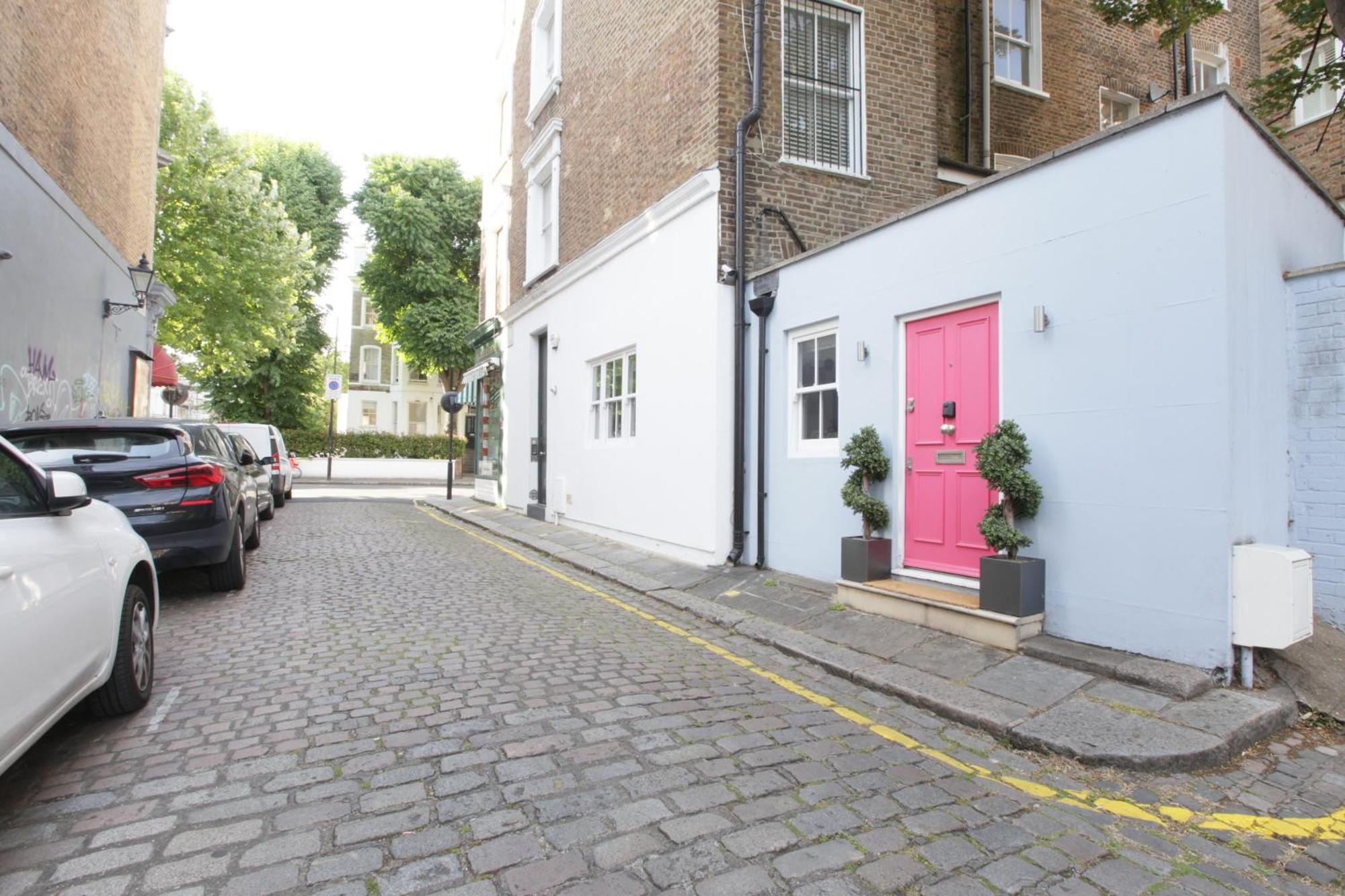 Newly Refurbished 1 Bedroom In Vibrant Notting Hill * Londra